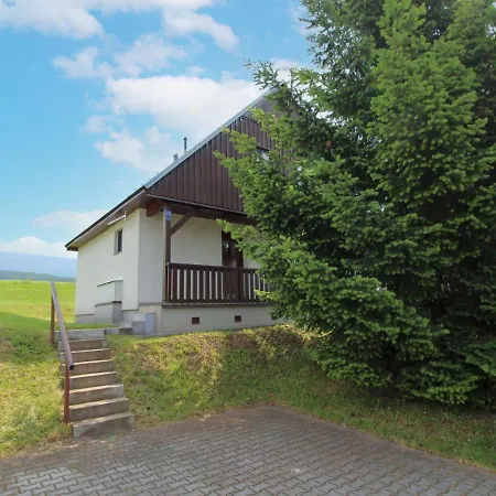 Hill 63 By Interhome 度假居 Cista (Hradec Kralove)